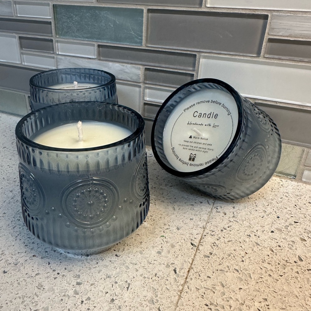 Elegant Blue Glass Candle 100% soy wax